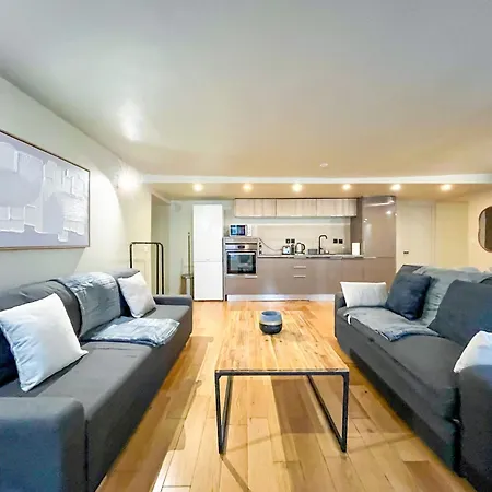 Apartament Urbanflat 89 - 3 Bedrooms Parisian *