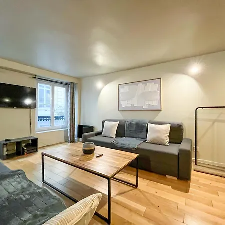 Urbanflat 89 - 3 Bedrooms Parisian Apartament