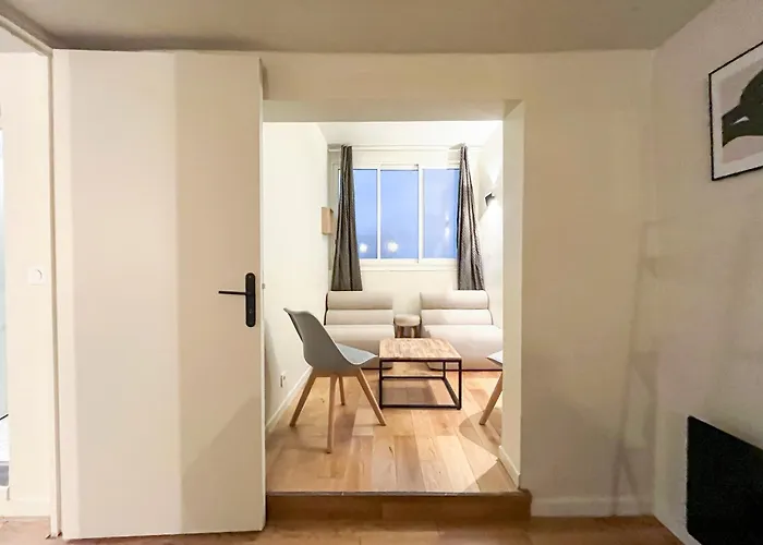 Urbanflat 89 - 3 Bedrooms Parisian Apartament