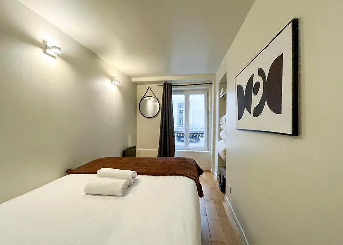 Apartament Urbanflat 89 - 3 Bedrooms Parisian *