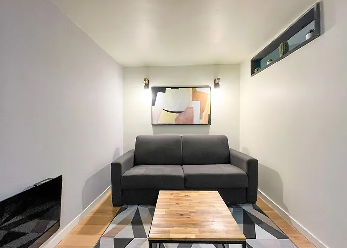 Urbanflat 89 - 3 Bedrooms Parisian * Paryż